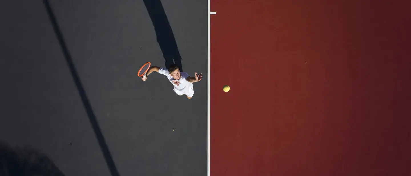 Overhead shot of Flagler tennis player