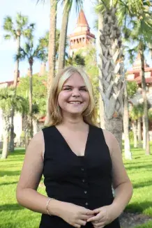 Headshot of Ally Olejniczak