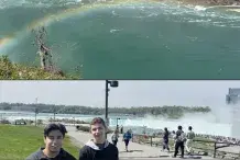 Photo of students at ocean