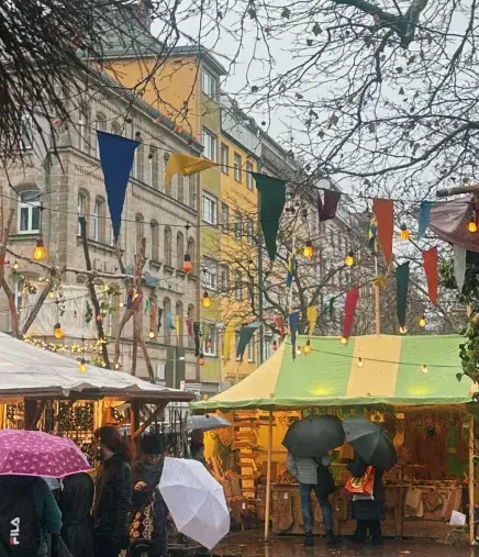 Vibrant street market 
