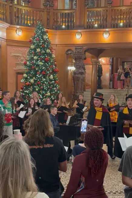 Holiday Caroling in the Rotunda