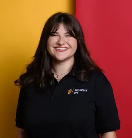 Headshot of Resident Advisor Cora Henderson