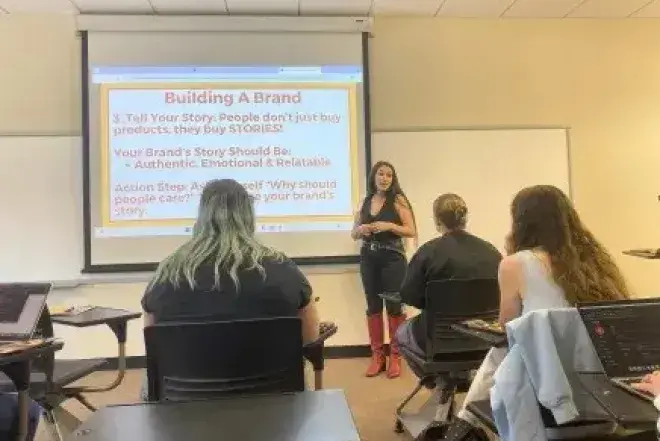 Maddy Kelman presenting to class