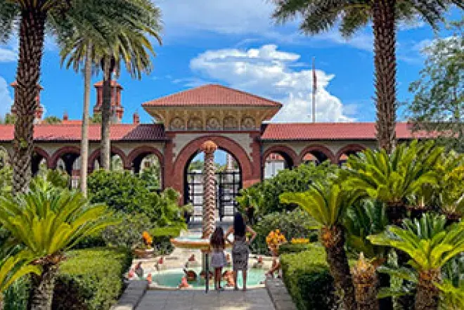 Wide view of the Ponce courtyard with the water fountain in the center