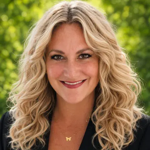 Amanda Bleak Profile Photo