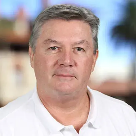 HOOVER_GARY.jpg Gary Hoover