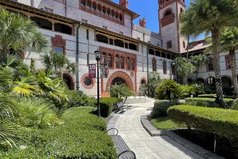 Flagler College Exterior Courtyard