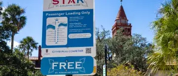 Picture of the STAR Circulator pickup location near Flagler College