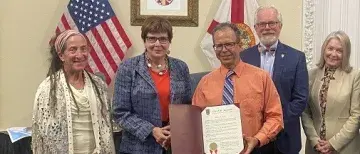 IMG_0116.jpg Chris Bodor with City of St. Augustine Commission