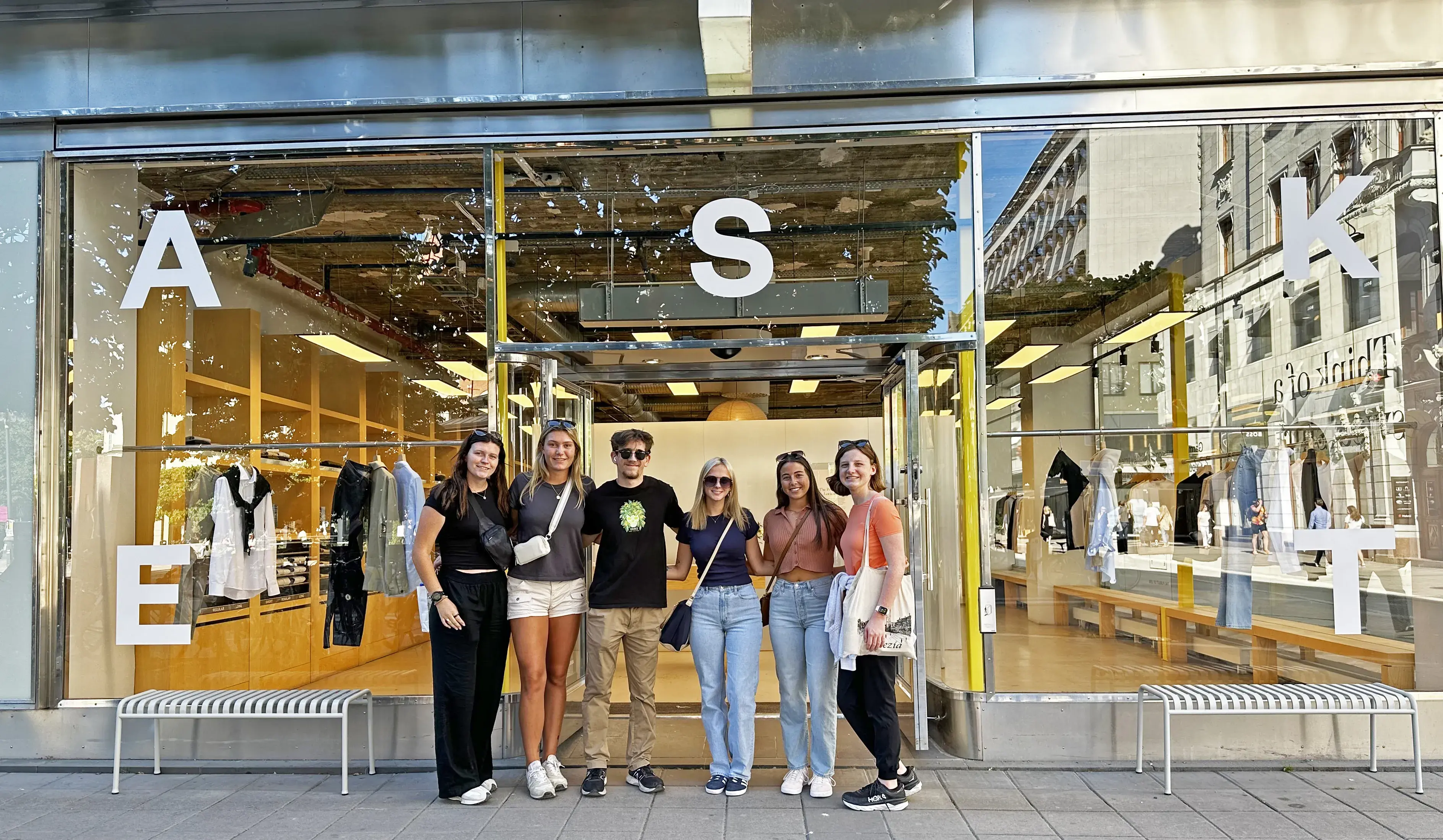 ASKET store