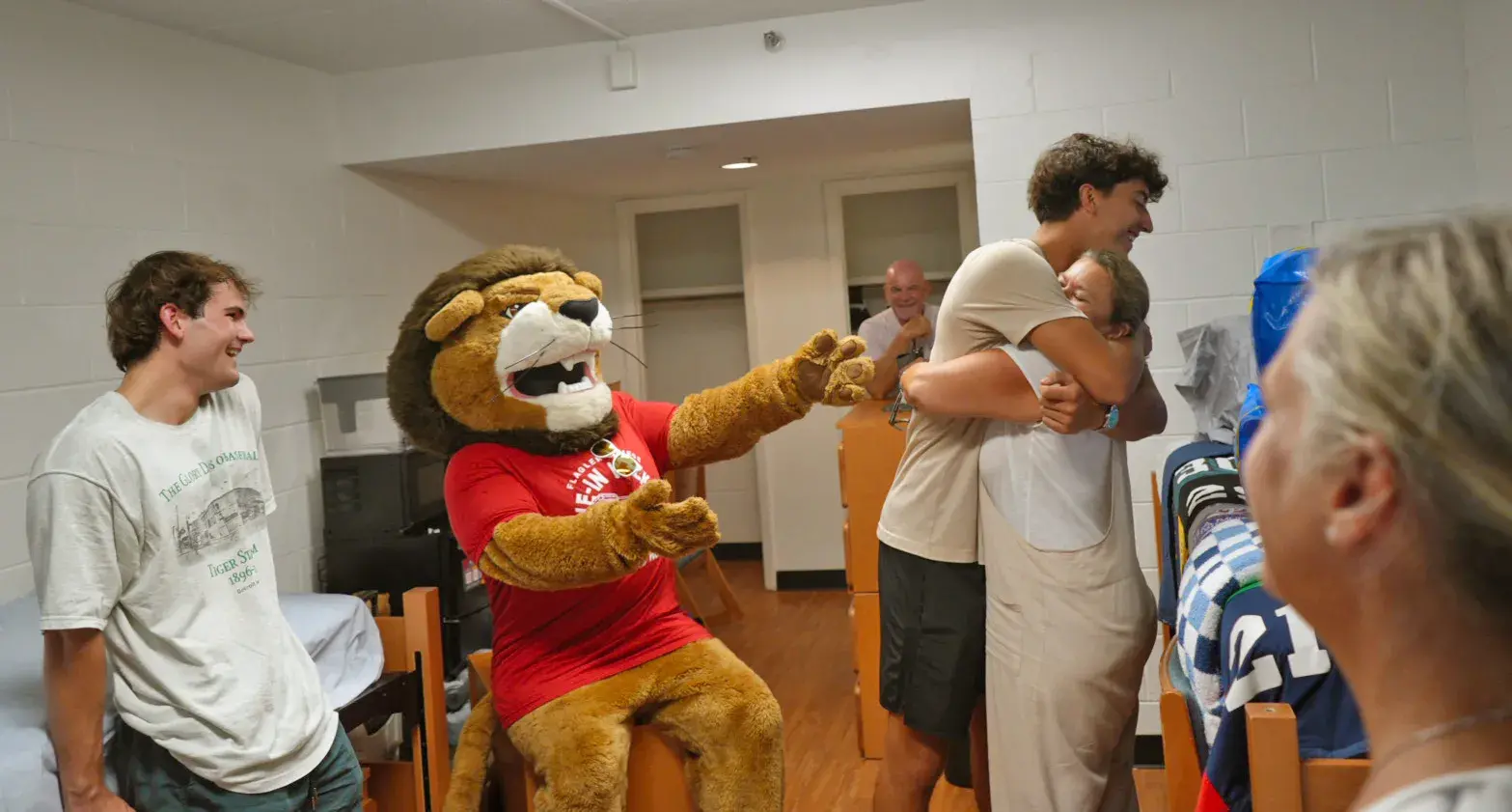 Lewis with family on Move-in Day '24