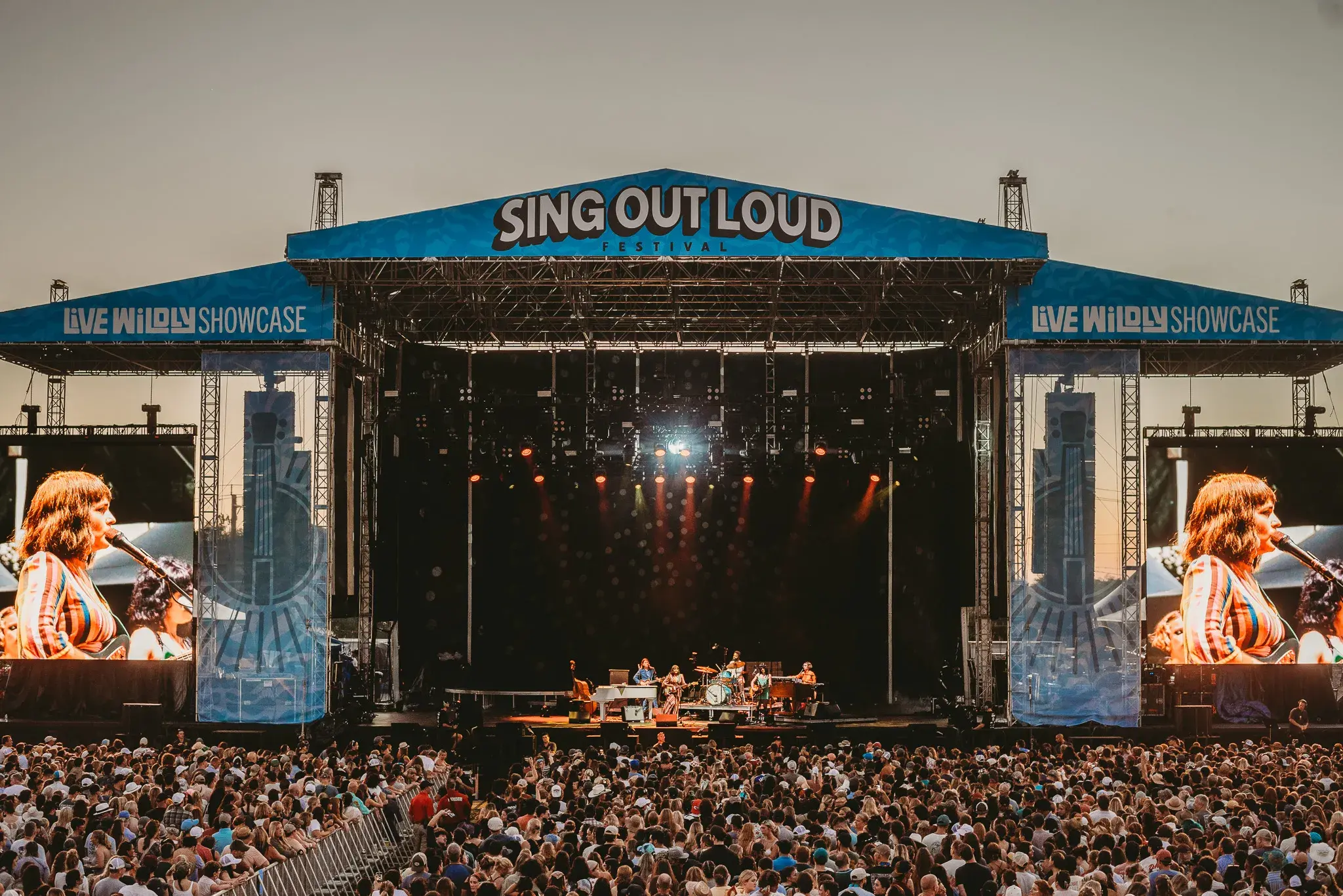 Sing out loud main stage