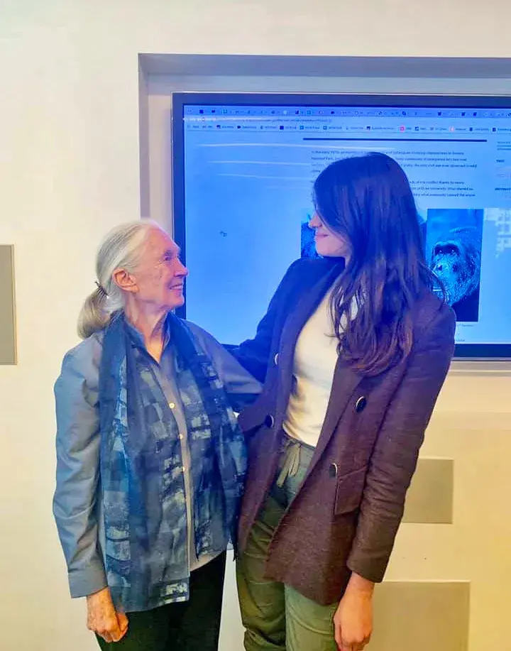 Chiara meeting Jane Goodall to discuss our conservation work