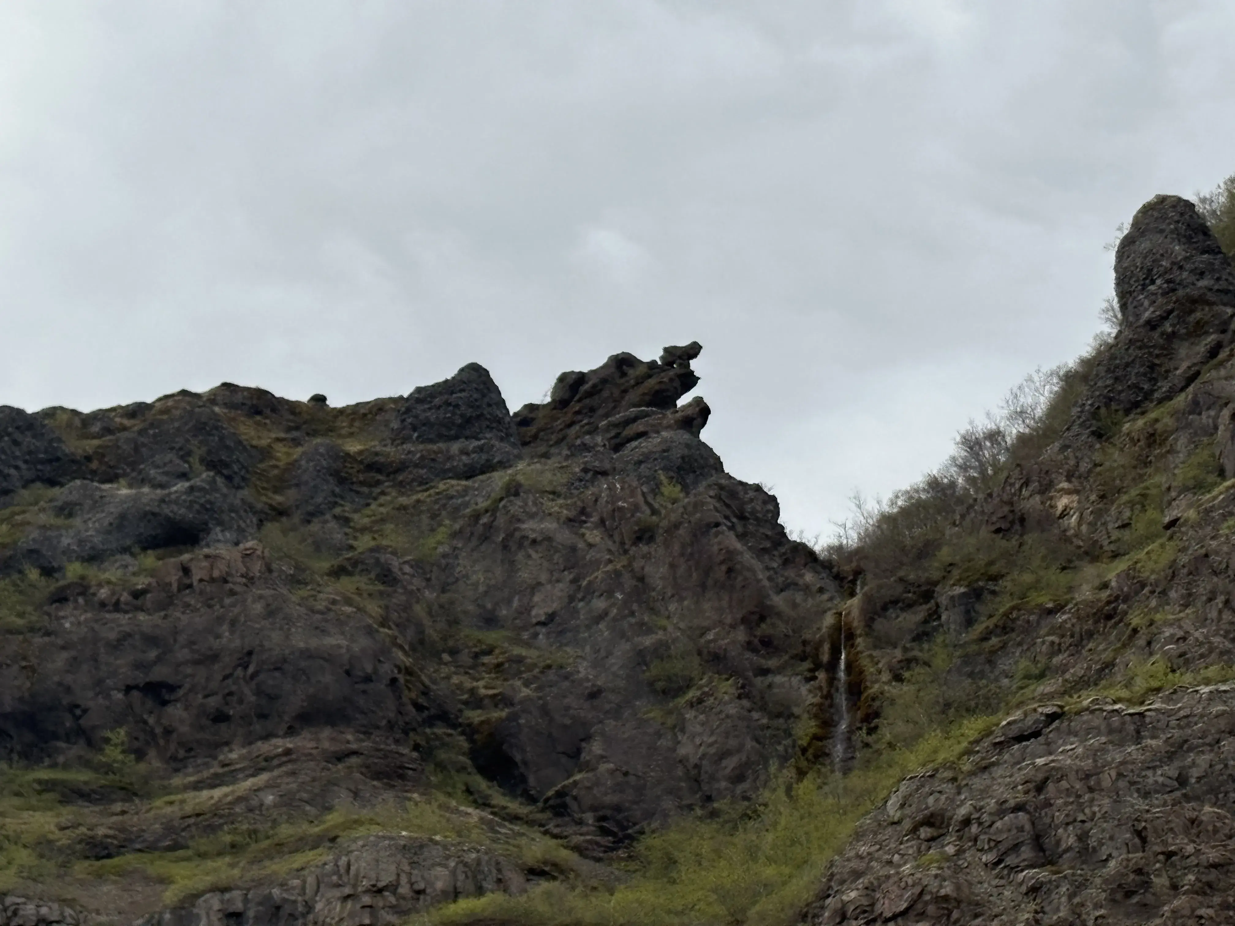 A picture of a rock formation in Iceland