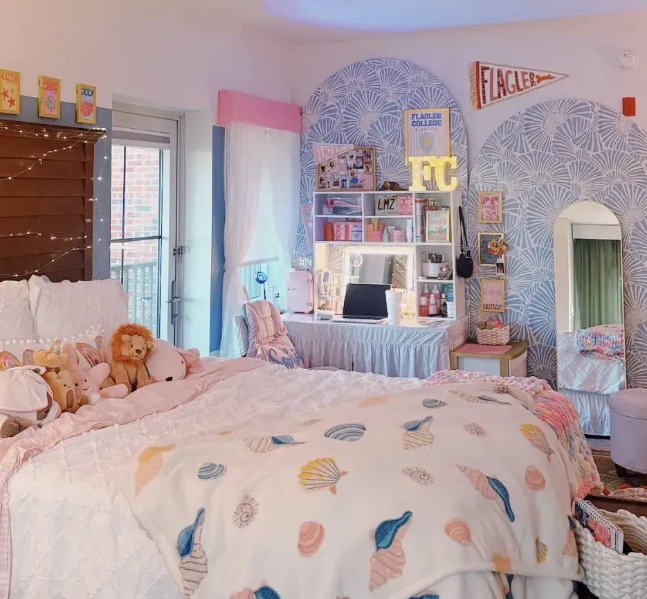 Sophia Wurth's winning dorm room